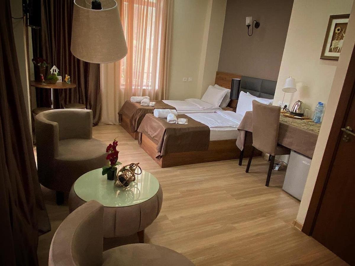 Terrace Tbilisi Center Hotel Kültér fotó