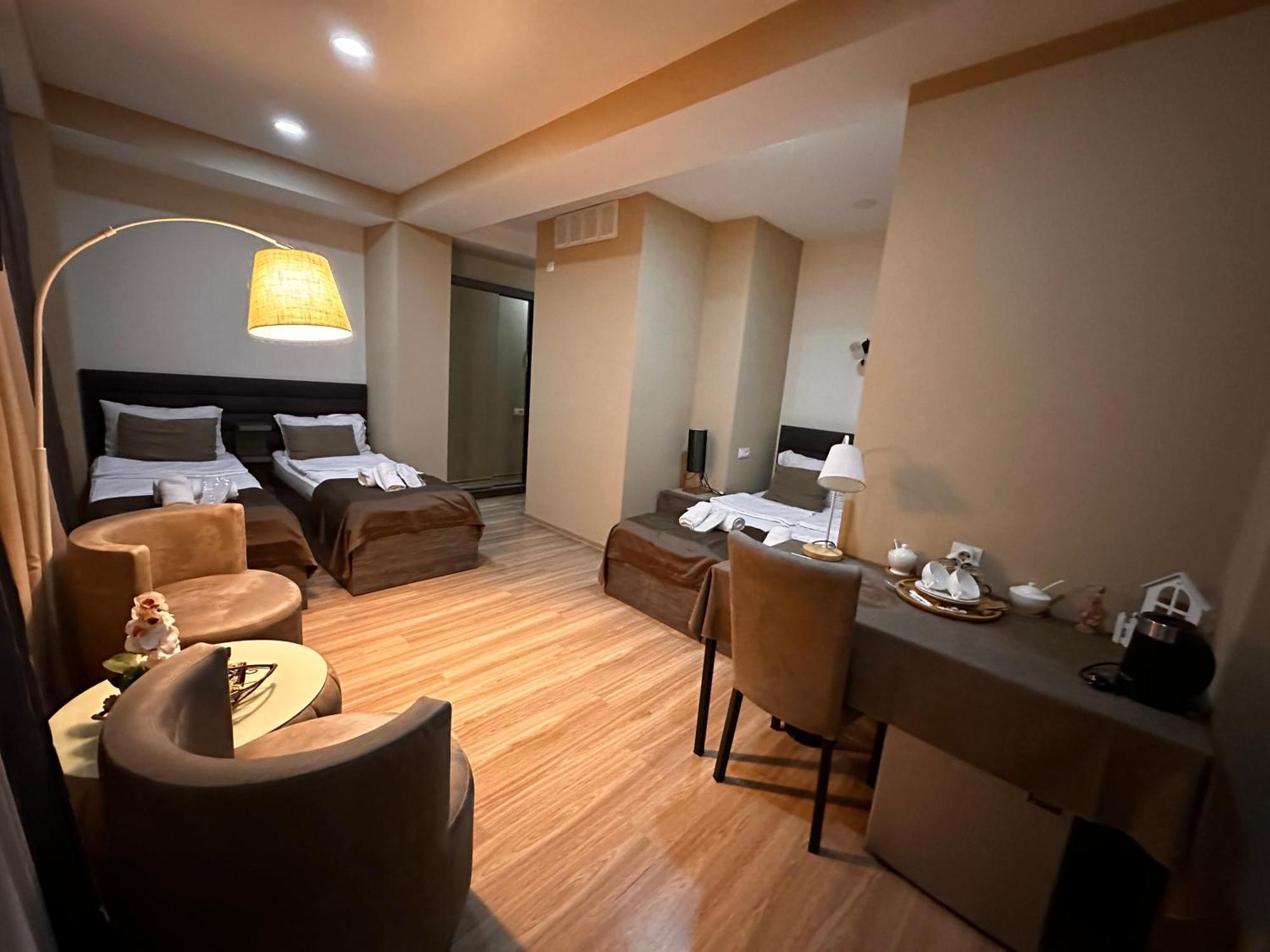 Terrace Tbilisi Center Hotel Kültér fotó